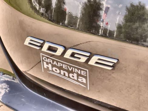 Used 2020 Ford Edge SEL AWD/4WD image 8