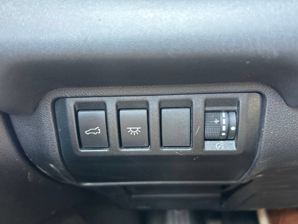 Used 2023 Subaru Ascent Limited w/ Technology Package AWD/4WD image 24