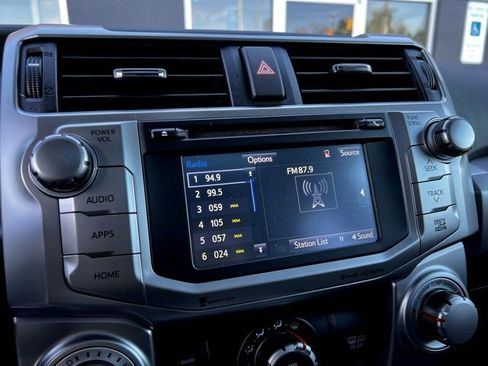 Used 2018 Toyota 4Runner SR5 image 41