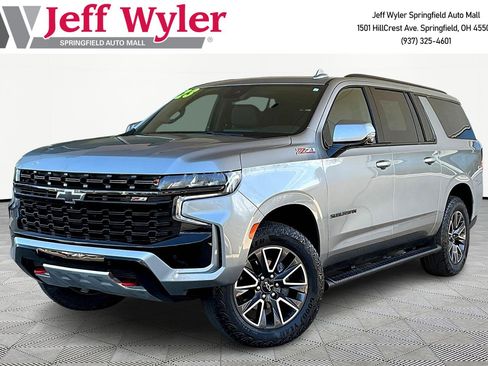 Used 2023 Chevrolet Suburban Z71 w/ Luxury Package image 1