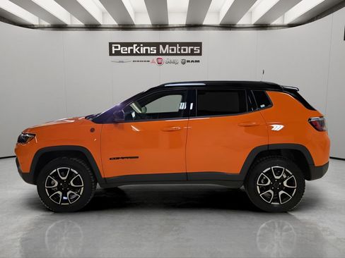 New 2026 Jeep Compass Trailhawk image 2