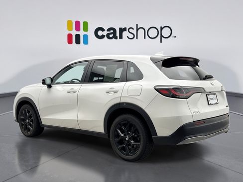Used 2024 Honda HR-V Sport image 3