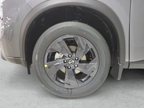 New 2026 Nissan Rogue SV FWD image 23