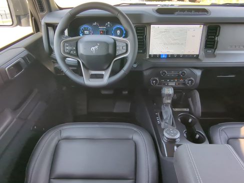 New 2026 Ford Bronco Big Bend w/ Black Diamond Package AWD/4WD image 14