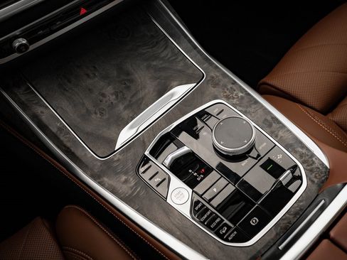 New 2026 BMW X7 xDrive40i image 33