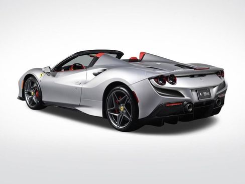 Certified 2022 Ferrari F8 Tributo RWD image 2
