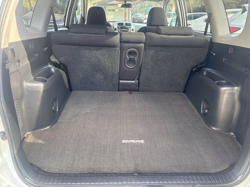 Used 2009 Toyota RAV4 Sport AWD/4WD image 19