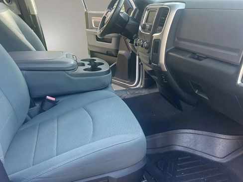 Used 2015 RAM 1500 Classic SLT RWD image 16