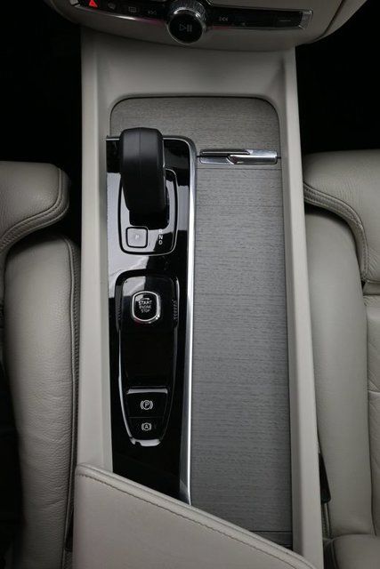Used 2023 Volvo S60 B5 Ultimate w/ Climate Package FWD image 11