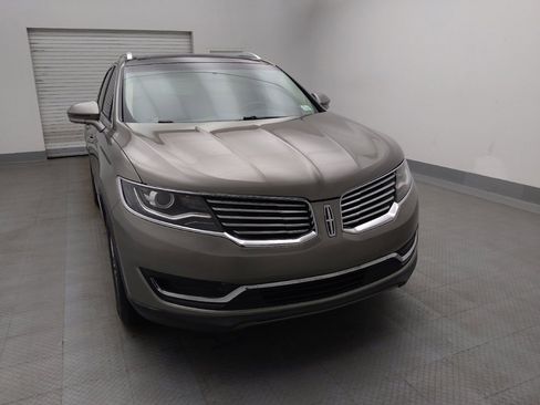 Used 2016 Lincoln MKX Select w/ Select Plus Package image 14