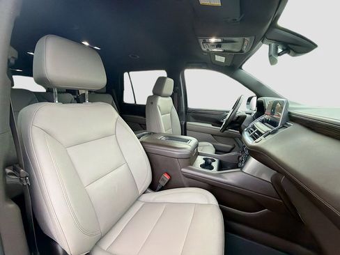 Used 2022 Chevrolet Tahoe Z71 image 29