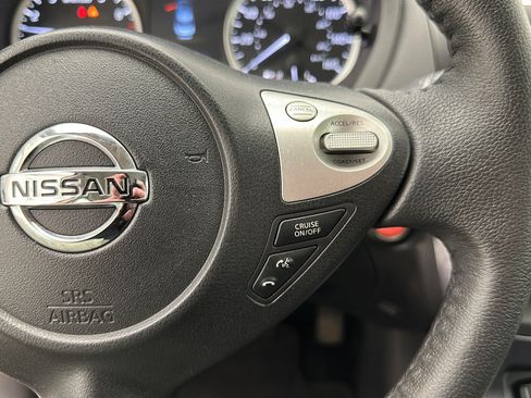 Used 2017 Nissan Sentra SR FWD image 17