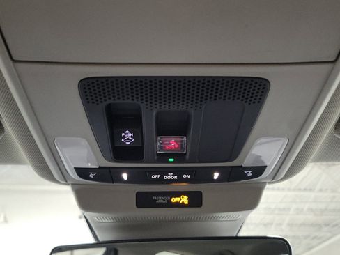 Used 2023 Honda Accord Touring image 36