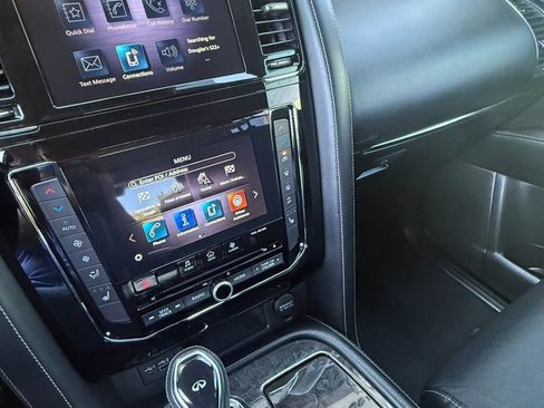 Used 2021 INFINITI QX80 Luxe image 40