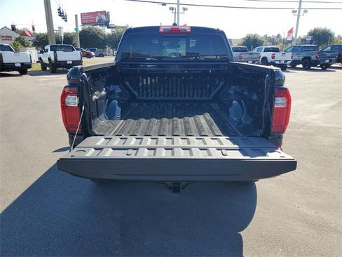 New 2025 GMC Canyon AT4 w/ Nightfall Edition image 29