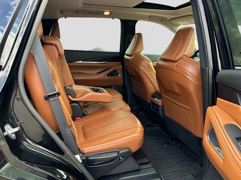 Used 2024 INFINITI QX60 Sensory w/ Vision Package AWD/4WD image 10