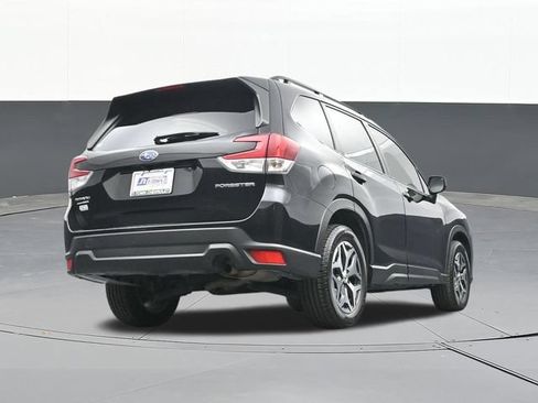 Used 2023 Subaru Forester Premium AWD/4WD image 49