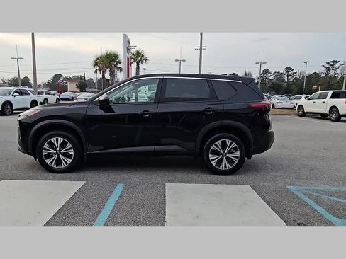 Used 2023 Nissan Rogue SV image 25