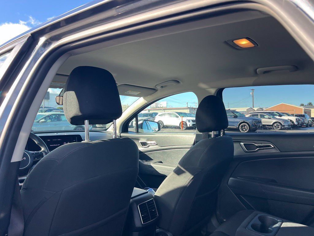 Certified 2023 Kia Sportage LX AWD/4WD image 13