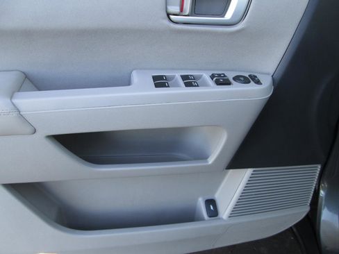 Used 2012 Honda Pilot EX image 23