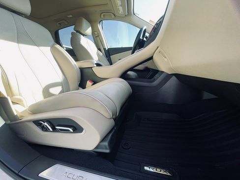 Used 2023 Acura RDX AWD w/ Advance Package image 30