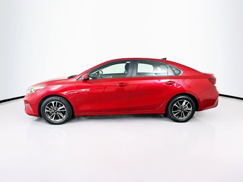Used 2024 Kia Forte LXS FWD image 4