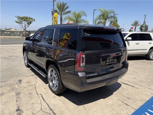 Used 2017 GMC Yukon SLT RWD image 4
