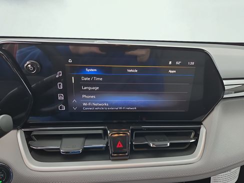 New 2026 Chevrolet TrailBlazer LT AWD/4WD image 15