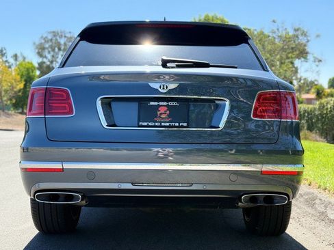 Used 2018 Bentley Bentayga Onyx Edition AWD/4WD image 6