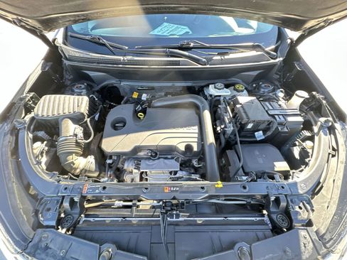 Used 2023 Chevrolet Equinox LT image 29