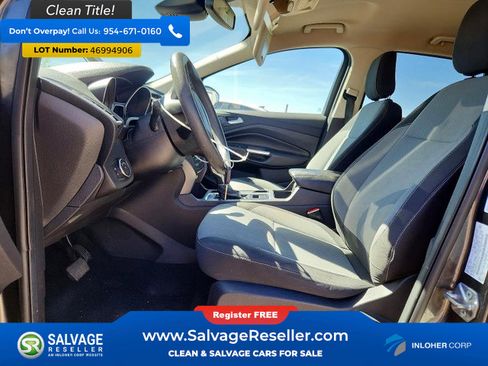 Used 2018 Ford Escape SE w/ Ford Safe & Smart Package FWD image 9