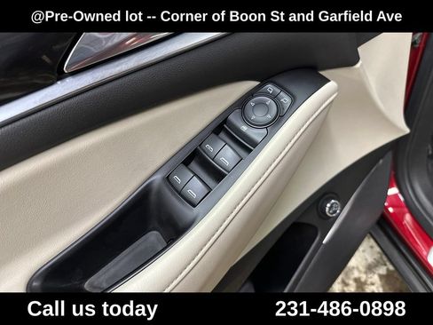 Used 2019 Buick Enclave Essence w/ Trailering Package, 5000 lbs. AWD/4WD image 16