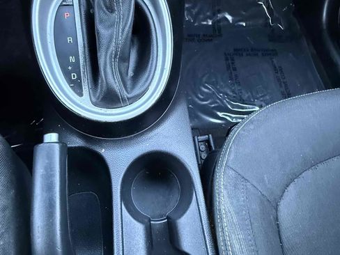 Used 2017 Kia Soul + FWD image 95
