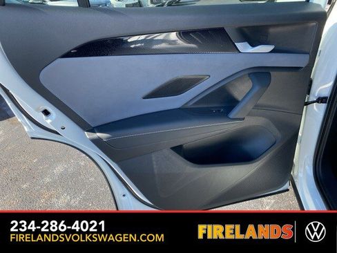 New 2025 Volkswagen Tiguan SE image 56