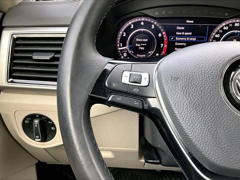 Used 2019 Volkswagen Atlas SEL image 23