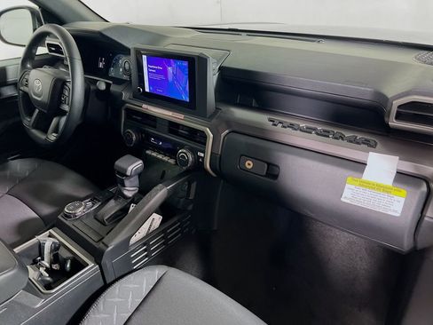New 2026 Toyota Tacoma SR5 AWD/4WD image 23