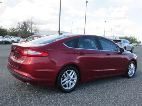 Used 2013 Ford Fusion SE image 6