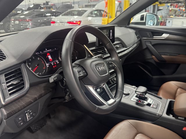 Used 2019 Audi Q5 Premium w/ Convenience Package AWD/4WD image 26