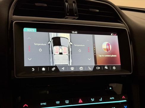 Used 2020 Jaguar F-PACE Checkered Flag image 35