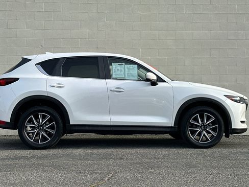 Used 2018 MAZDA CX-5 Touring w/ Preferred Equipment Package image 3