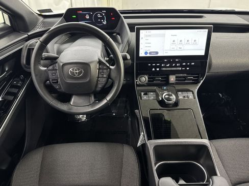 Used 2023 Toyota bZ4X XLE image 27