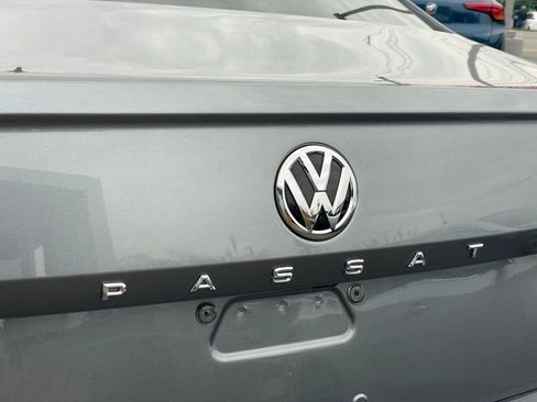 Used 2020 Volkswagen Passat 2.0T SEL image 29