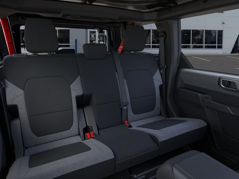 New 2025 Ford Bronco 4-Door w/ Sasquatch Package AWD/4WD image 36