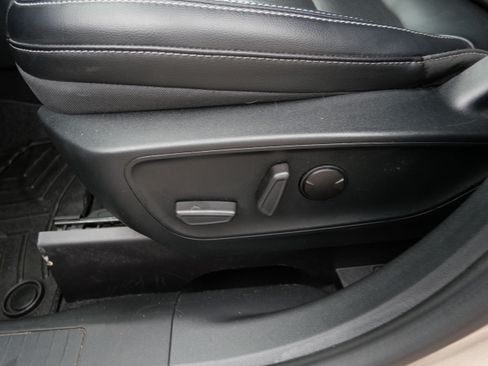 Used 2020 Ford Escape SEL AWD/4WD image 25