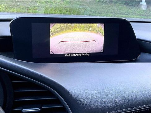 Used 2024 MAZDA MAZDA3 s FWD image 19