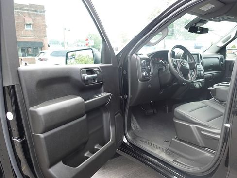 Used 2024 GMC Sierra 1500 Pro w/ Graphite Edition AWD/4WD image 12