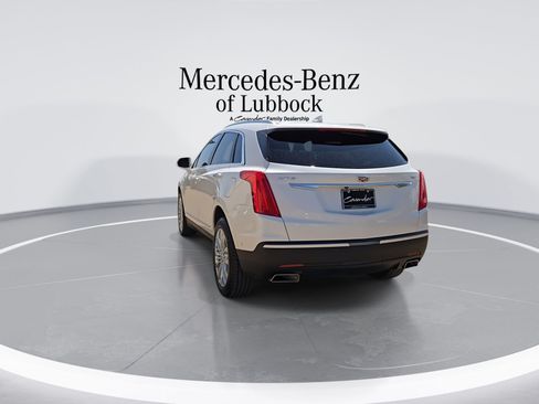Used 2018 Cadillac XT5 Premium Luxury w/ Driver Assist Package FWD image 7