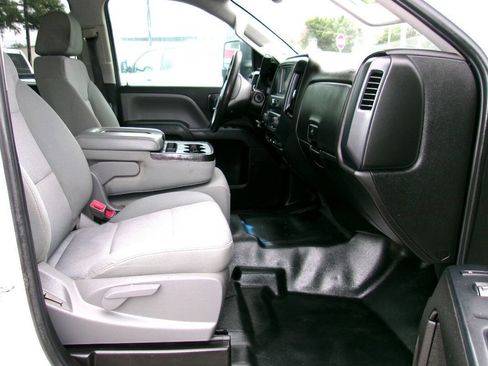 Used 2019 Chevrolet Silverado 2500 W/T w/ WT Convenience Package AWD/4WD image 12