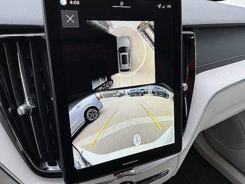 New 2026 Volvo XC60 B5 Ultra w/ Climate Package image 15
