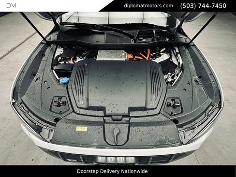Used 2021 Audi e-tron Premium AWD/4WD image 48